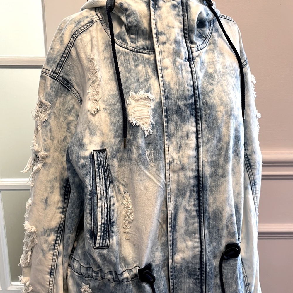 Smoke Rise distressed denim jacket - Picture 2 of 12